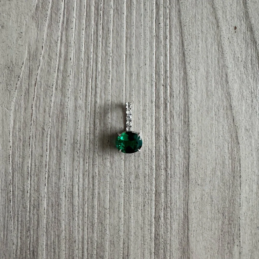 KATE RIVIÈRE NECKLACE IN 3.75MM LAB WHITE SAPPHIRE 16in with emerald pendant - Picture 9 of 10